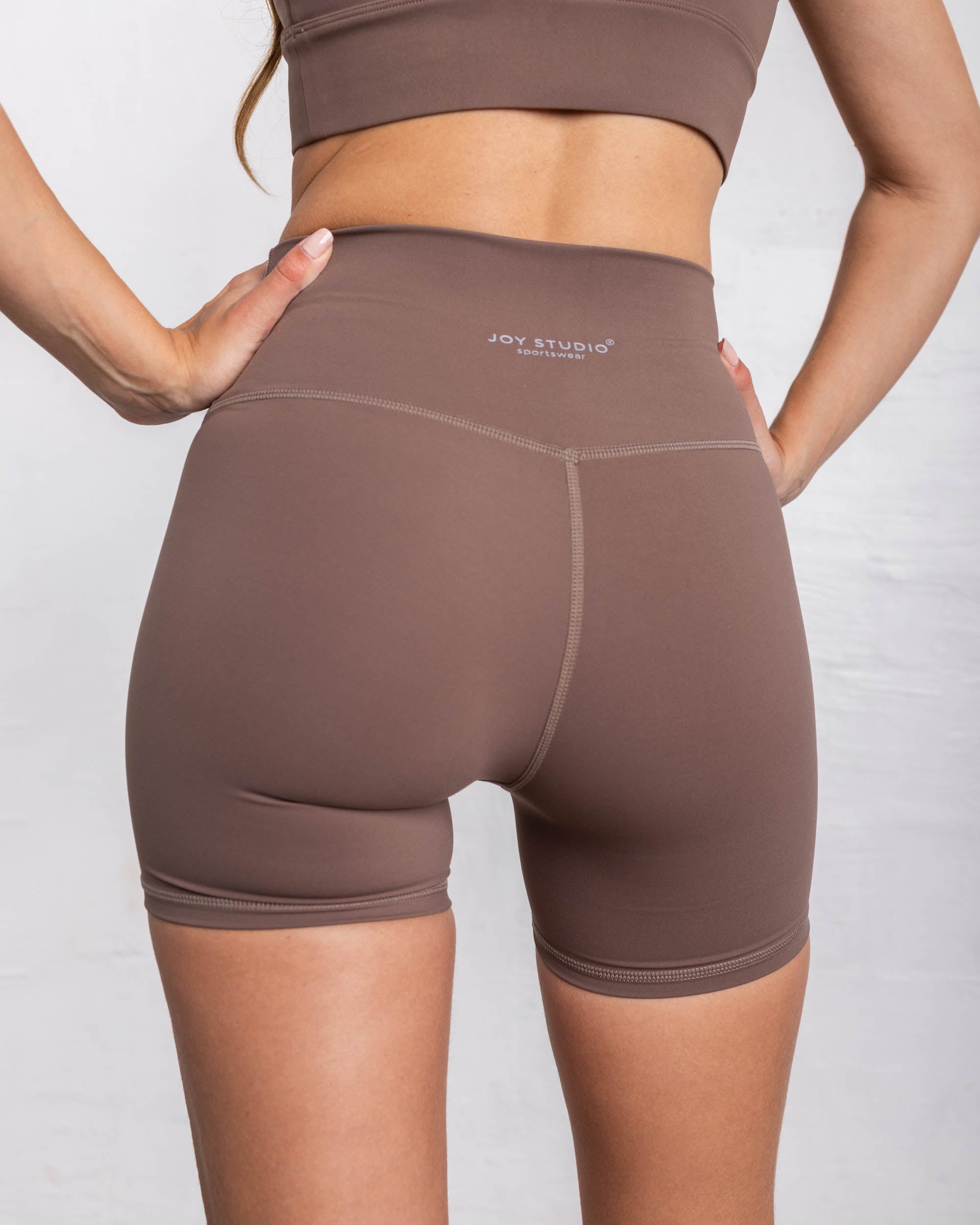 Short Essential Sporty - Latte - Joy Studio - Premium Sportswear